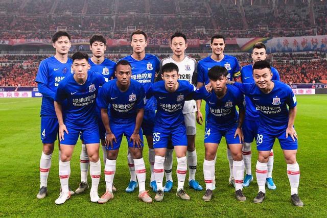 更是对他个 更是对他个