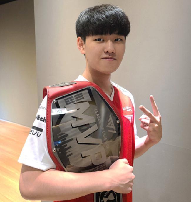 其实是同一 其实是同一